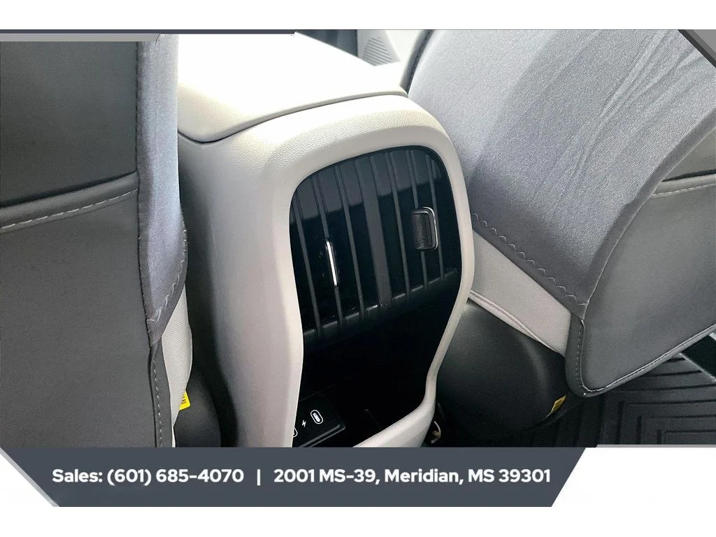 Used 2024 ATLAS WHITE Hyundai SEL image 23