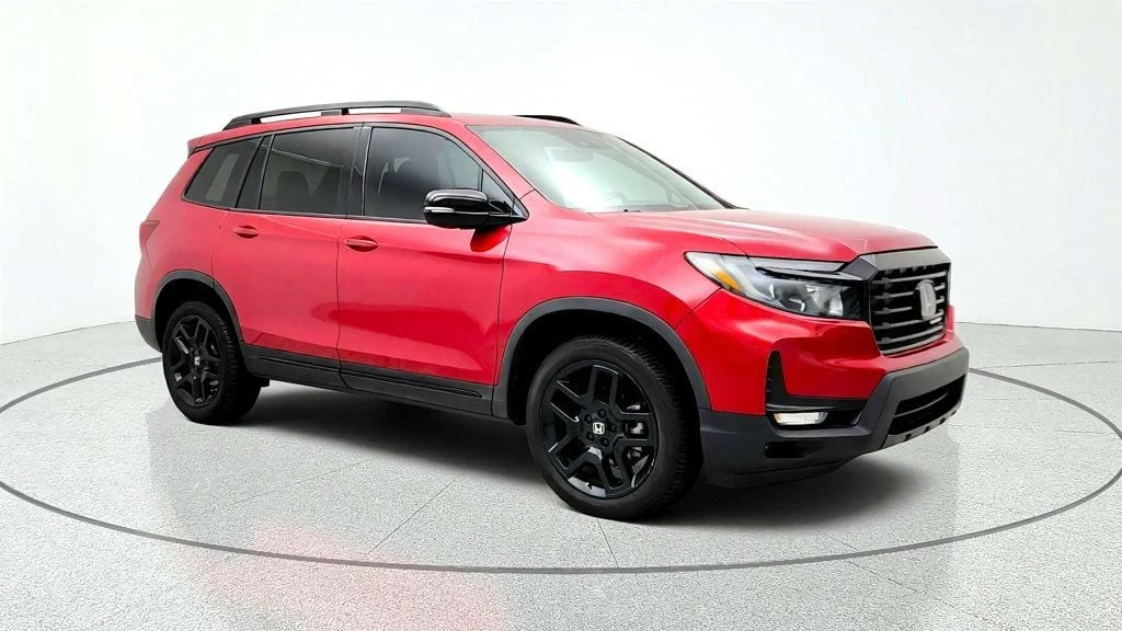 Used 2024 Radiant Red Metallic II Honda Black Edition AWD image 3