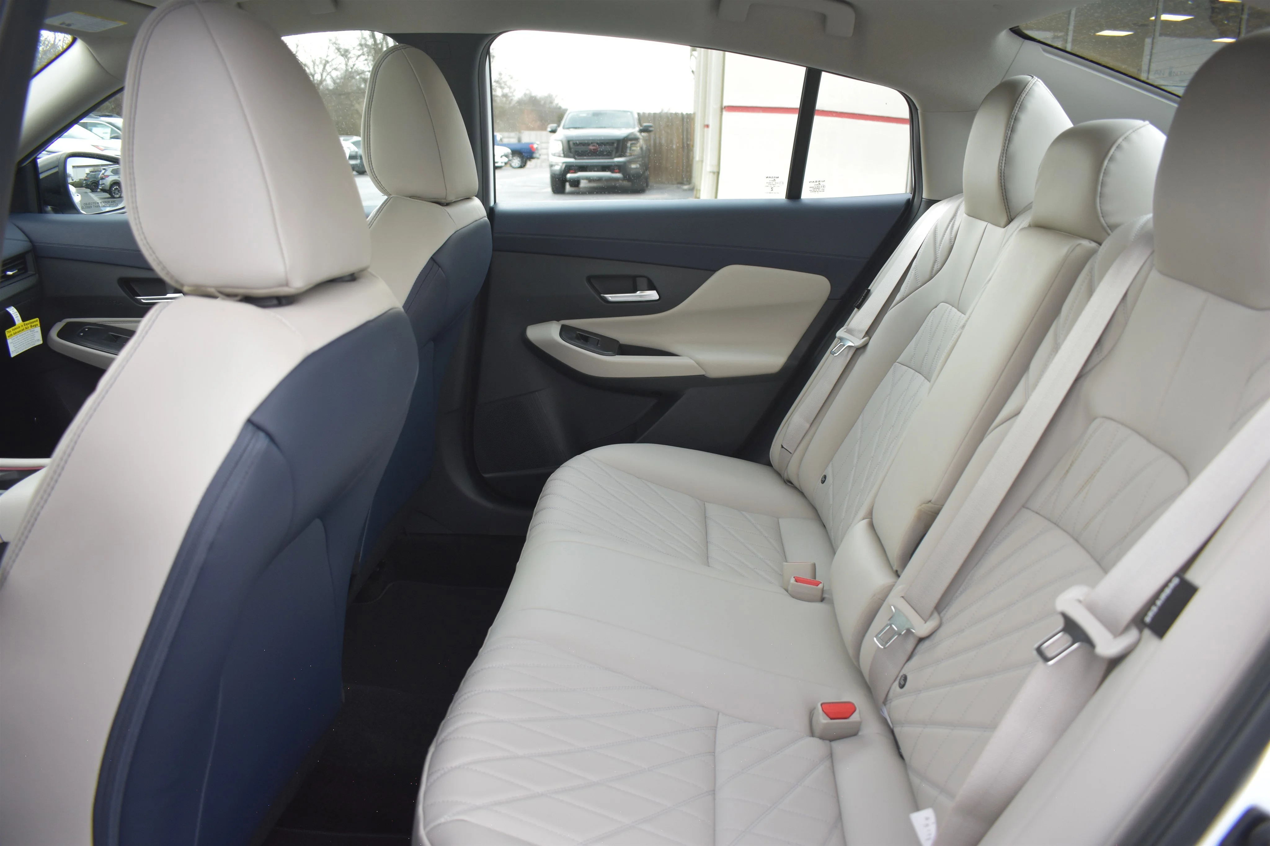 New 2026 Aspen White Tricoat Nissan SL image 15