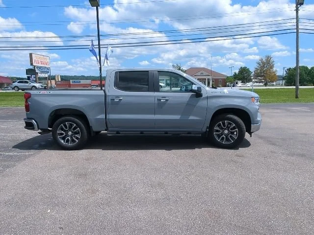 Used 2024 Slate Gray Metallic Chevrolet LT (2FL) image 13