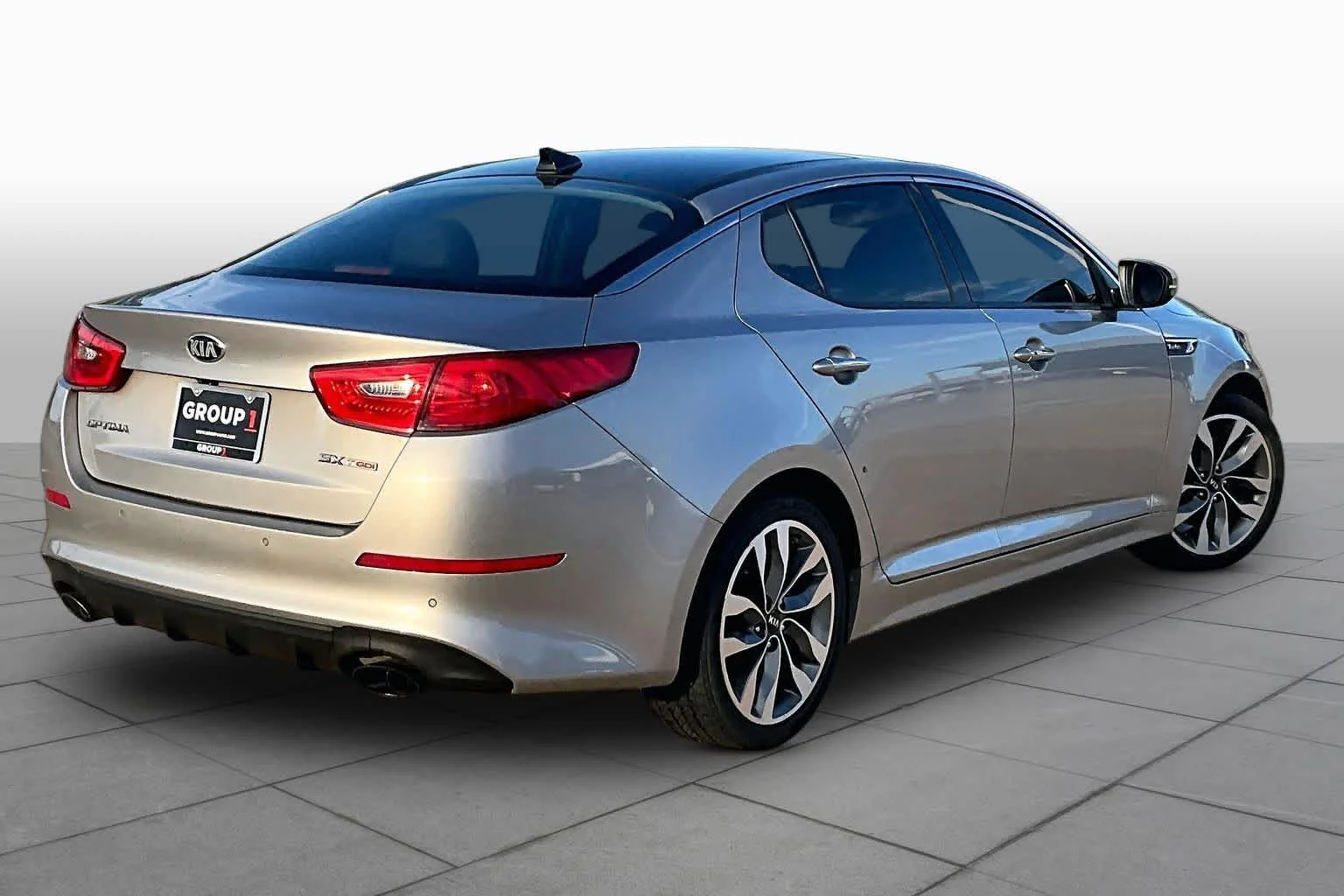 Used 2014 Satin Metal Kia SX Turbo image 12