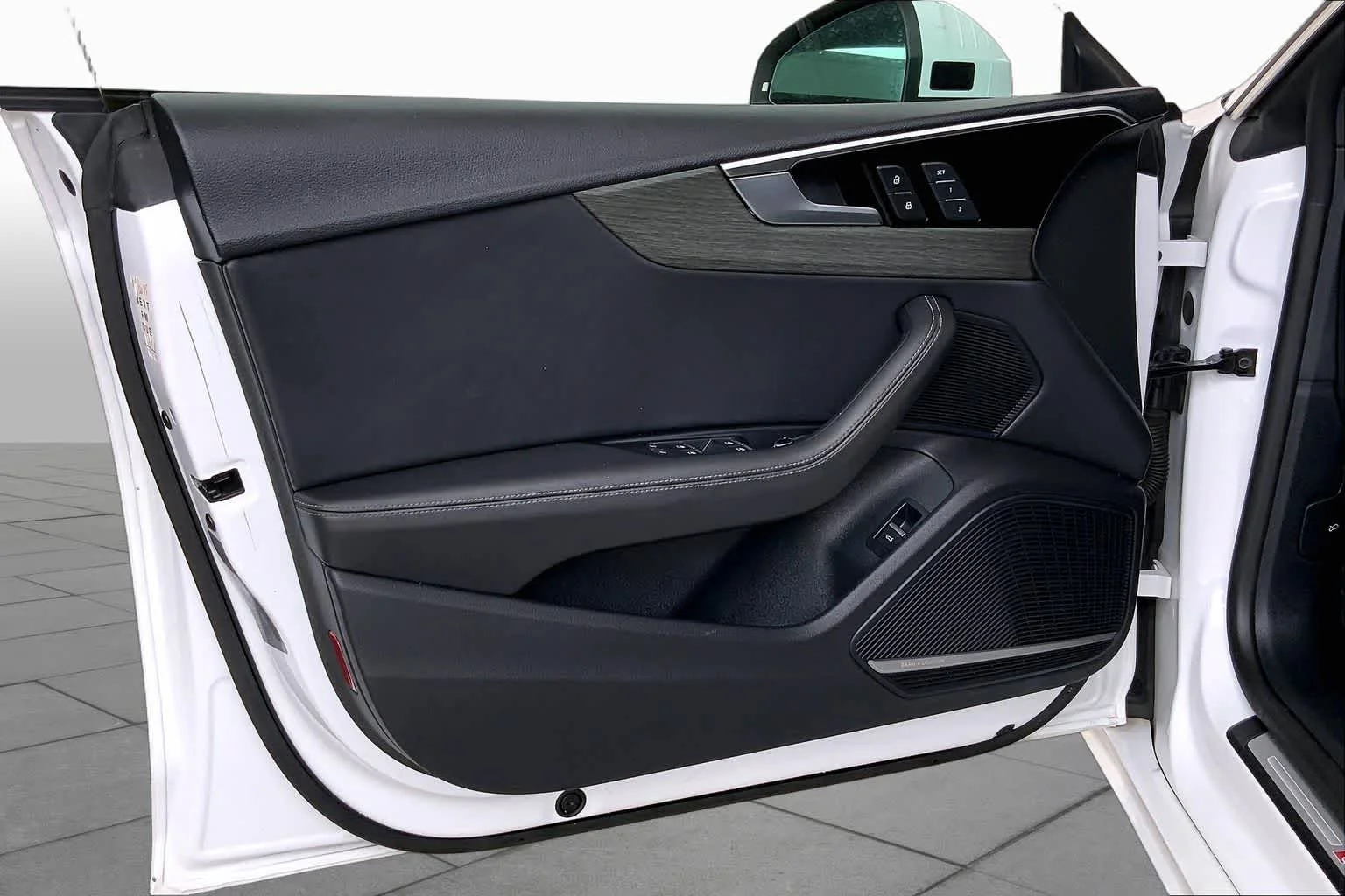 Used 2024 Arkona White Audi S line Premium Plus image 21