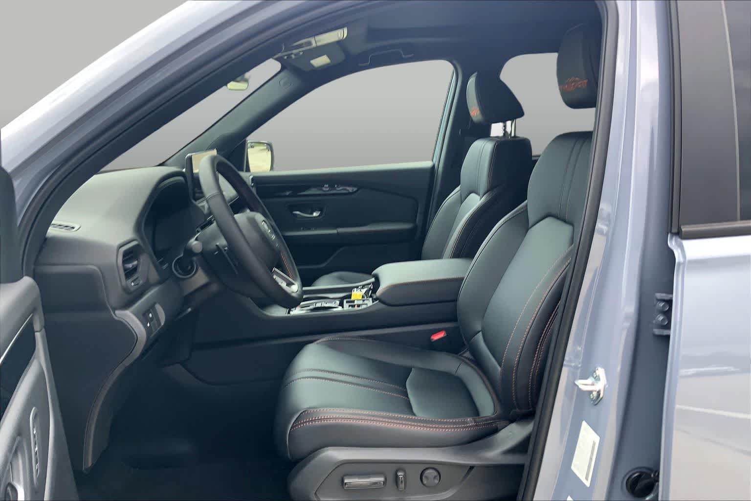 New 2026 Sonic Gray Pearl Honda AWD TrailSport image 9