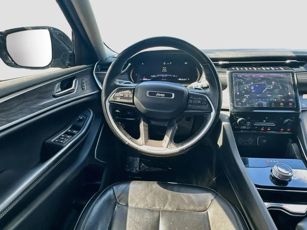 Used 2022 Black Jeep Limited image 25
