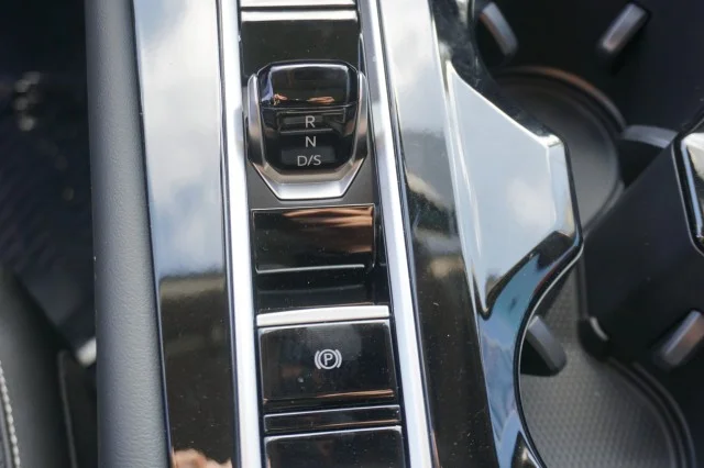 2024 Volkswagen Atlas SEL - Photo 32