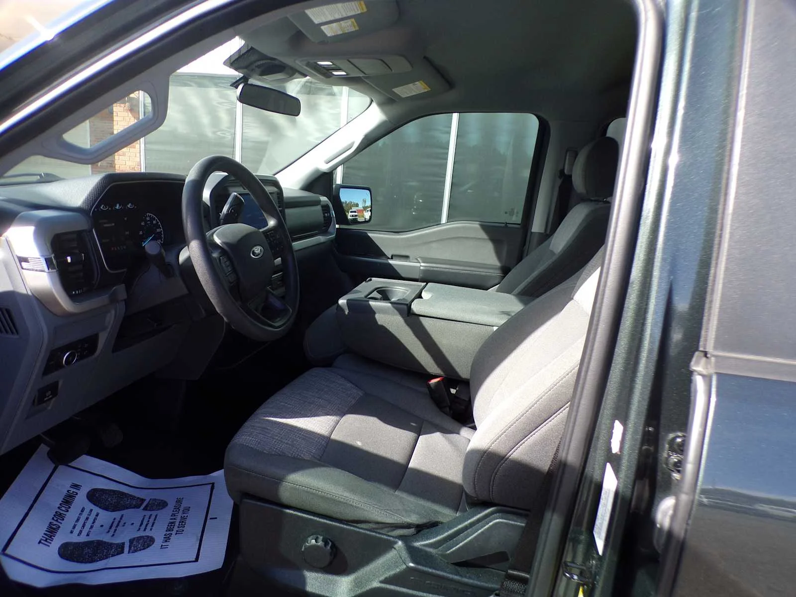Used 2021 Guard Metallic Ford XLT image 10