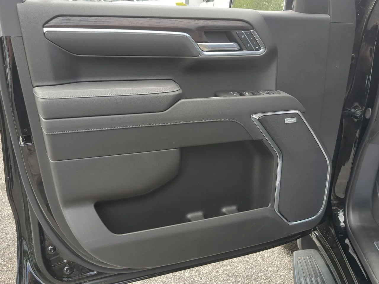 New 2026 Onyx Black GMC SLT image 23