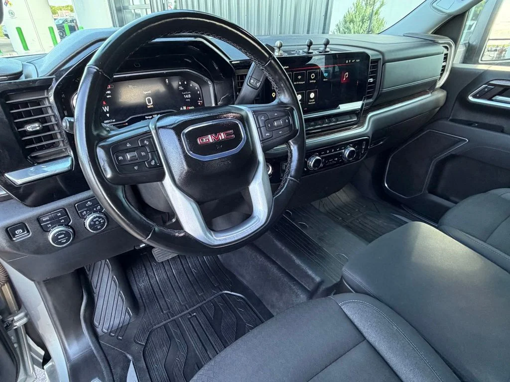 Used 2025 Silver GMC SLE image 7