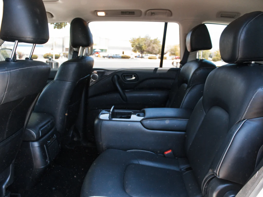 Used 2023 Moonstone White INFINITI LUXE image 26