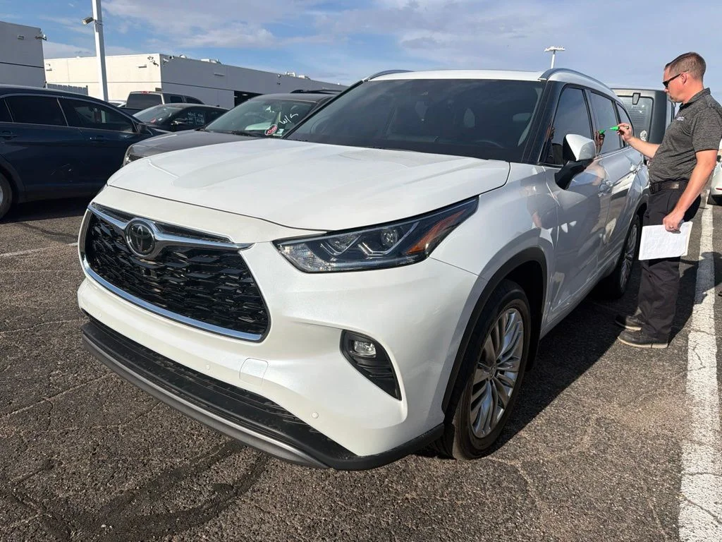 2026 Toyota Highlander Platinum