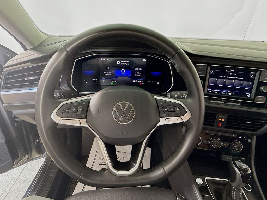 Used 2023 Platinum Gray Metallic Volkswagen SE image 16