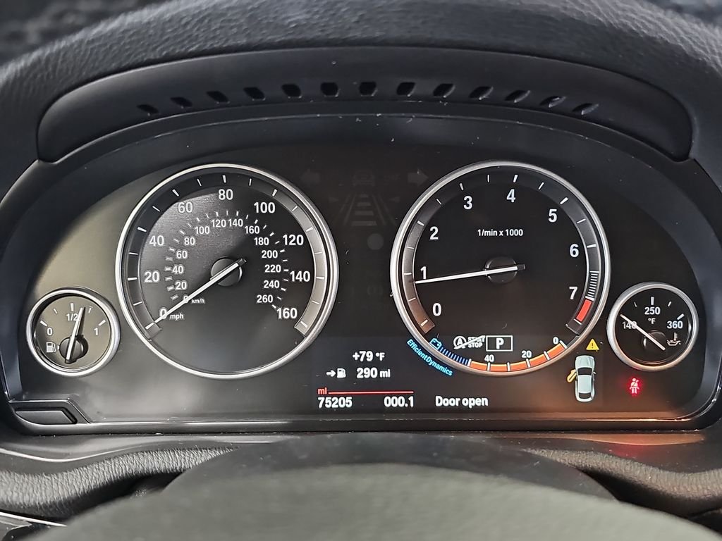 Used 2016 Black BMW xDrive28i image 22