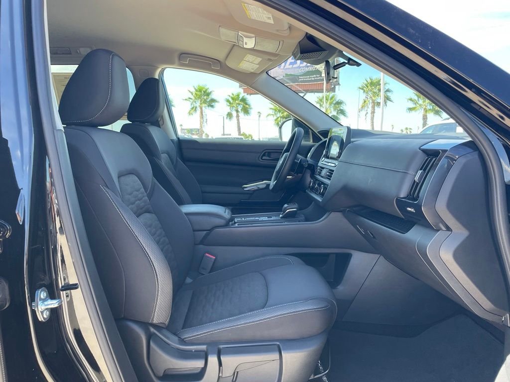 Used 2025 Black Nissan S image 21