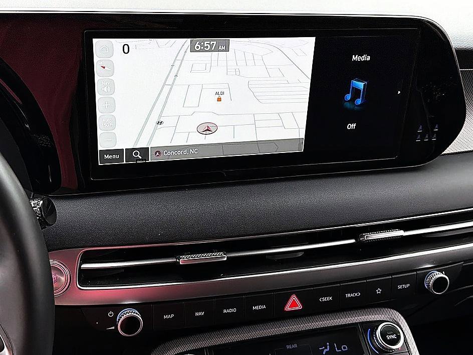 Used 2023 Abyss Black Pearl Hyundai SEL image 13