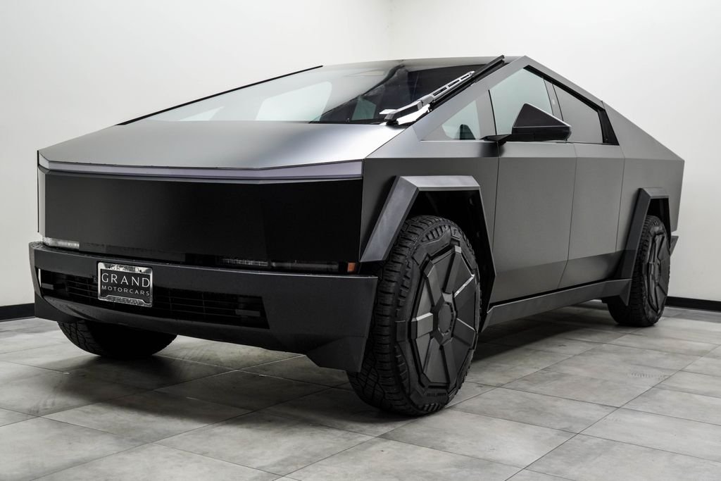 Used 2024 Gray Tesla Base image 7