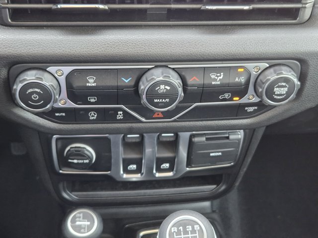 Used 2025 Bright White Clearcoat Jeep  image 16
