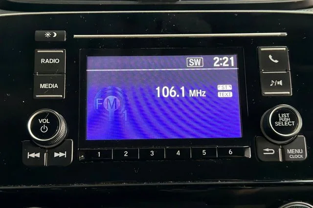 Used 2018 White Diamond Pearl Honda LX image 25
