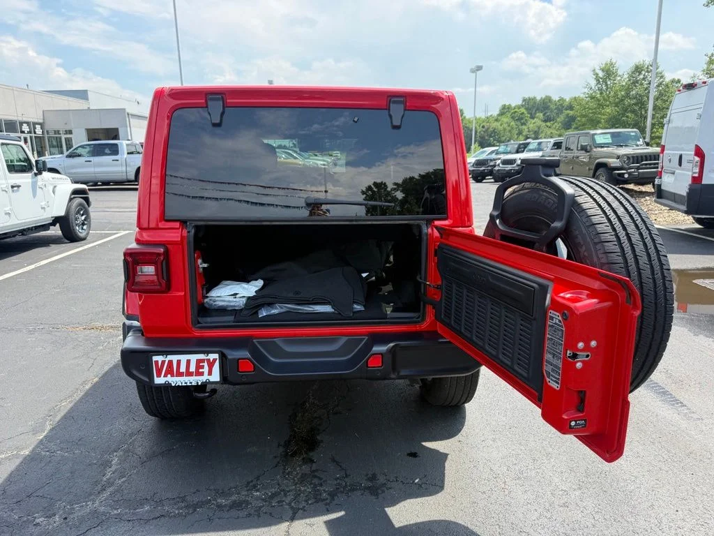 Used 2025 Red Jeep Sahara 4xe image 41