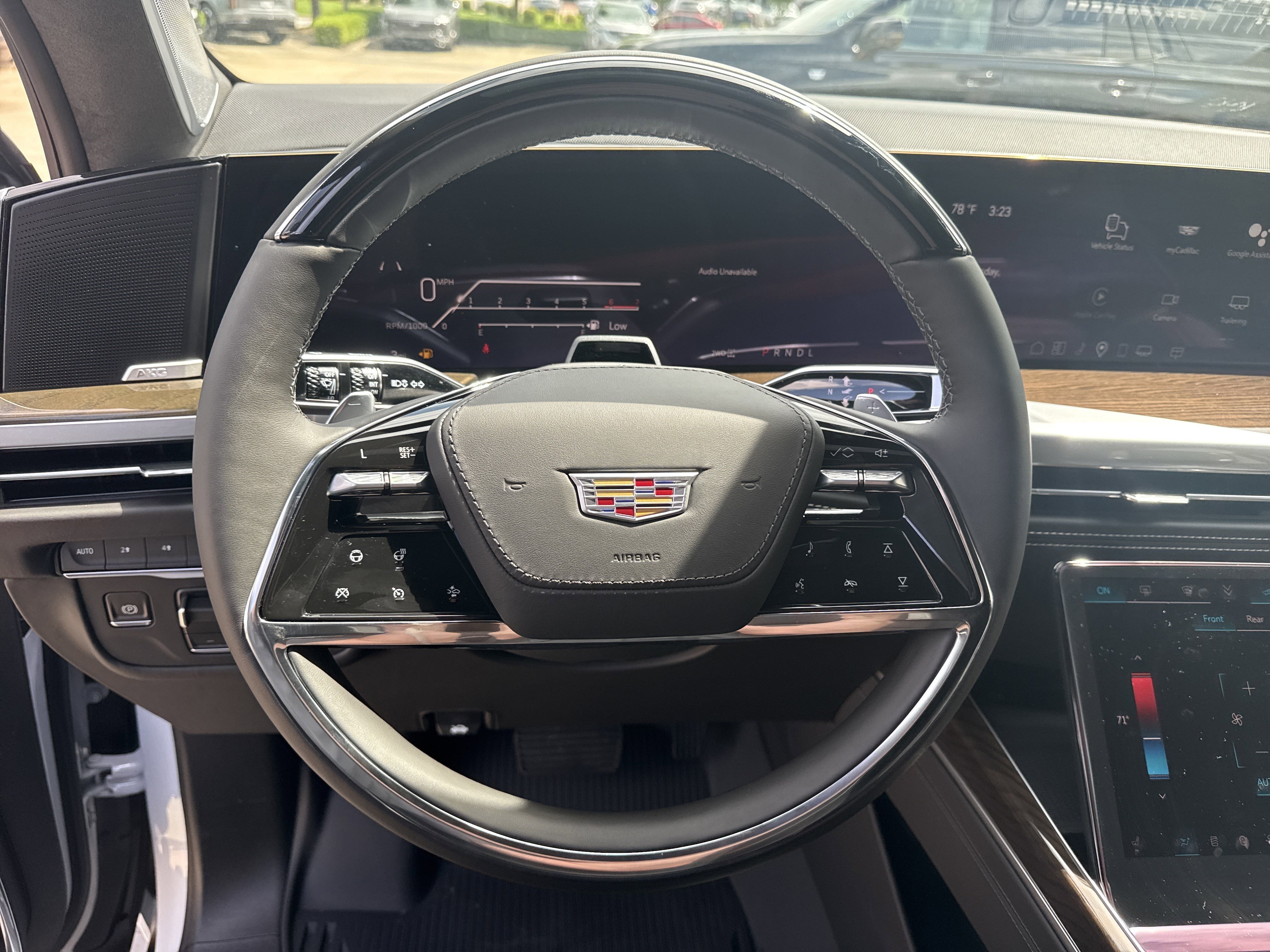 2026 Cadillac Escalade Platinum Luxury - Photo 15