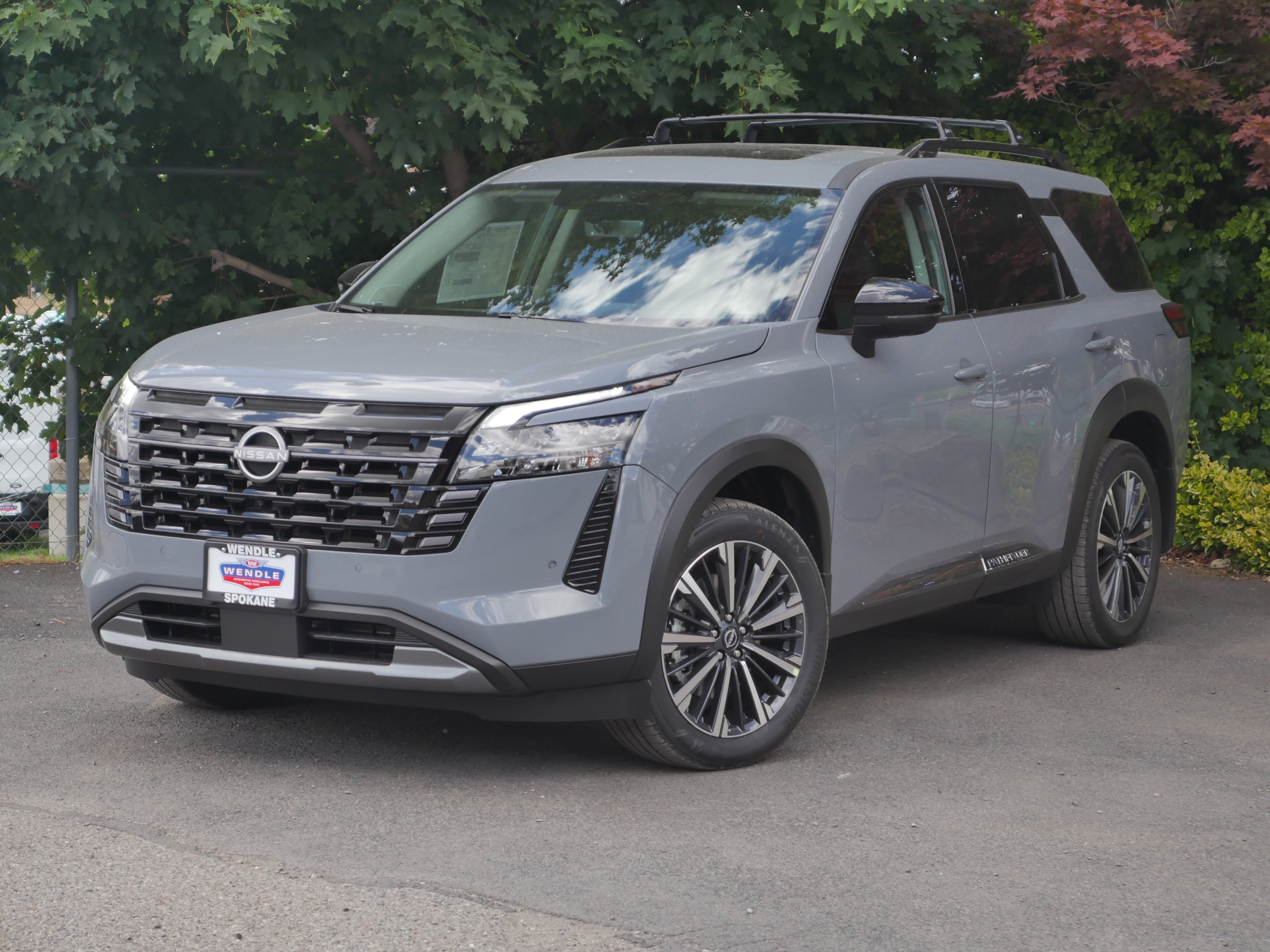 New 2026 Everest White Pearl TriCoat Nissan Rock Creek® image 2