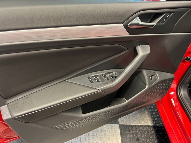 New 2026 Red Volkswagen 1.5T Sport image 7