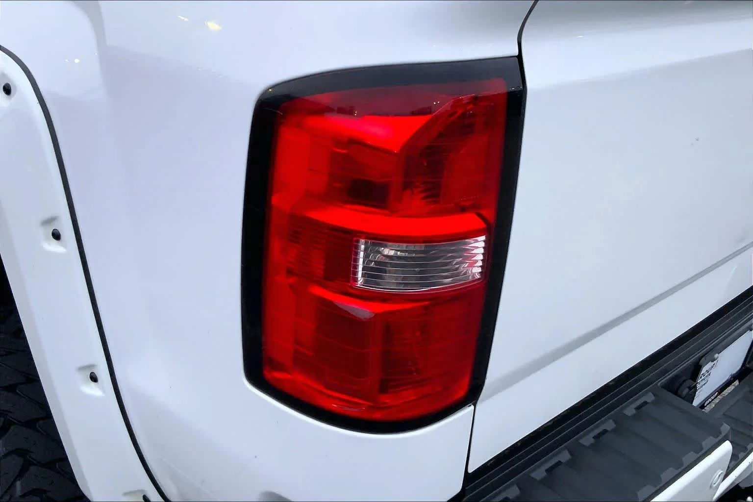 Used 2016 Summit White GMC Denali image 25
