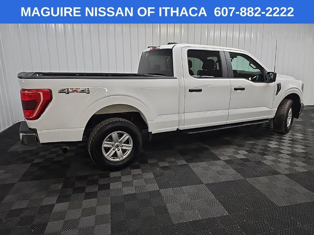 Used 2021 White Ford XLT image 3