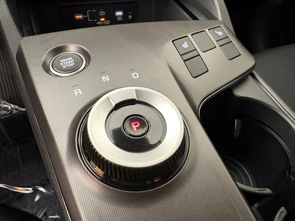 New 2027 White Kia EX image 33