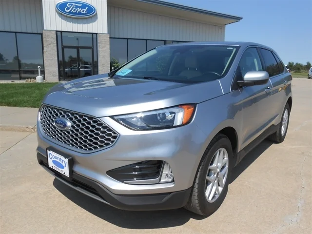 2023 Ford Edge SEL AWD's photo