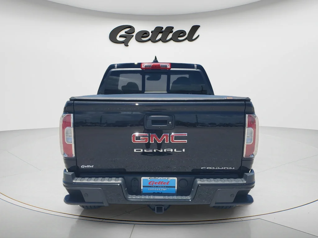 Used 2022 Onyx Black GMC Denali image 6
