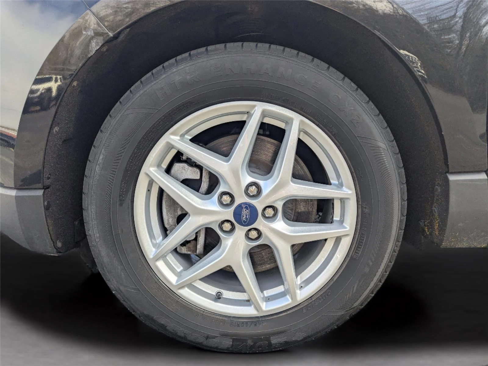 Used 2022 Agate Black Ford SEL image 9