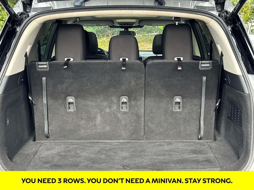 Used 2024 Gray Nissan SV image 14