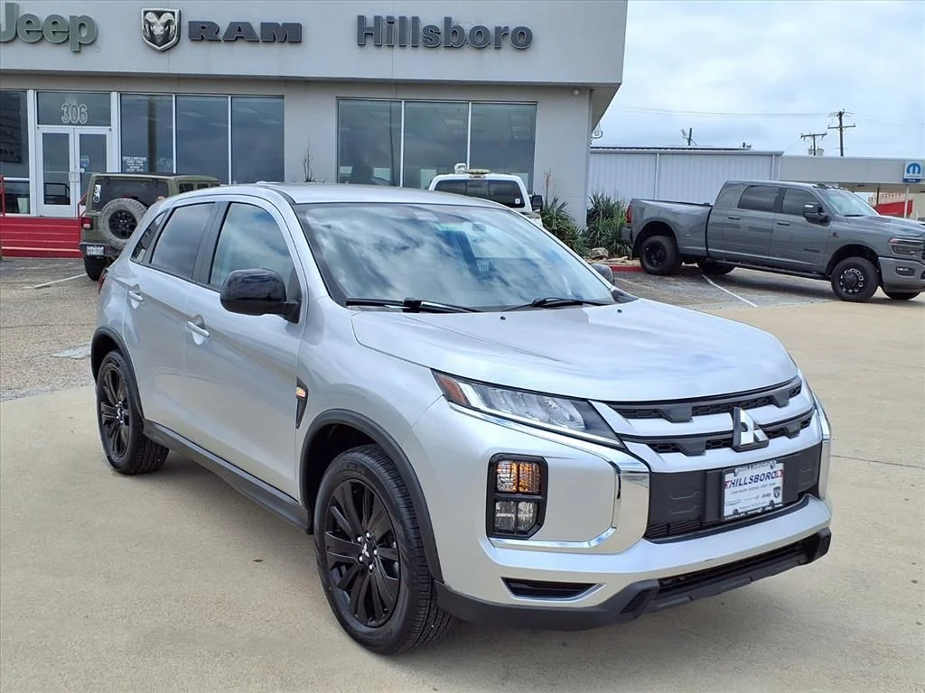 2026 Mitsubishi Outlander Sport 2.0 S AWC CVT's photo