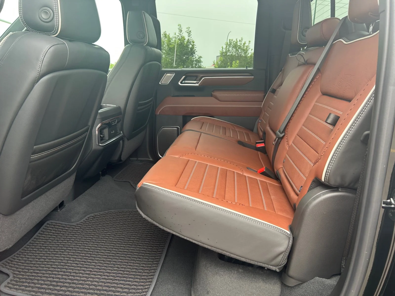 New 2026 Onyx Black GMC Denali Ultimate image 19