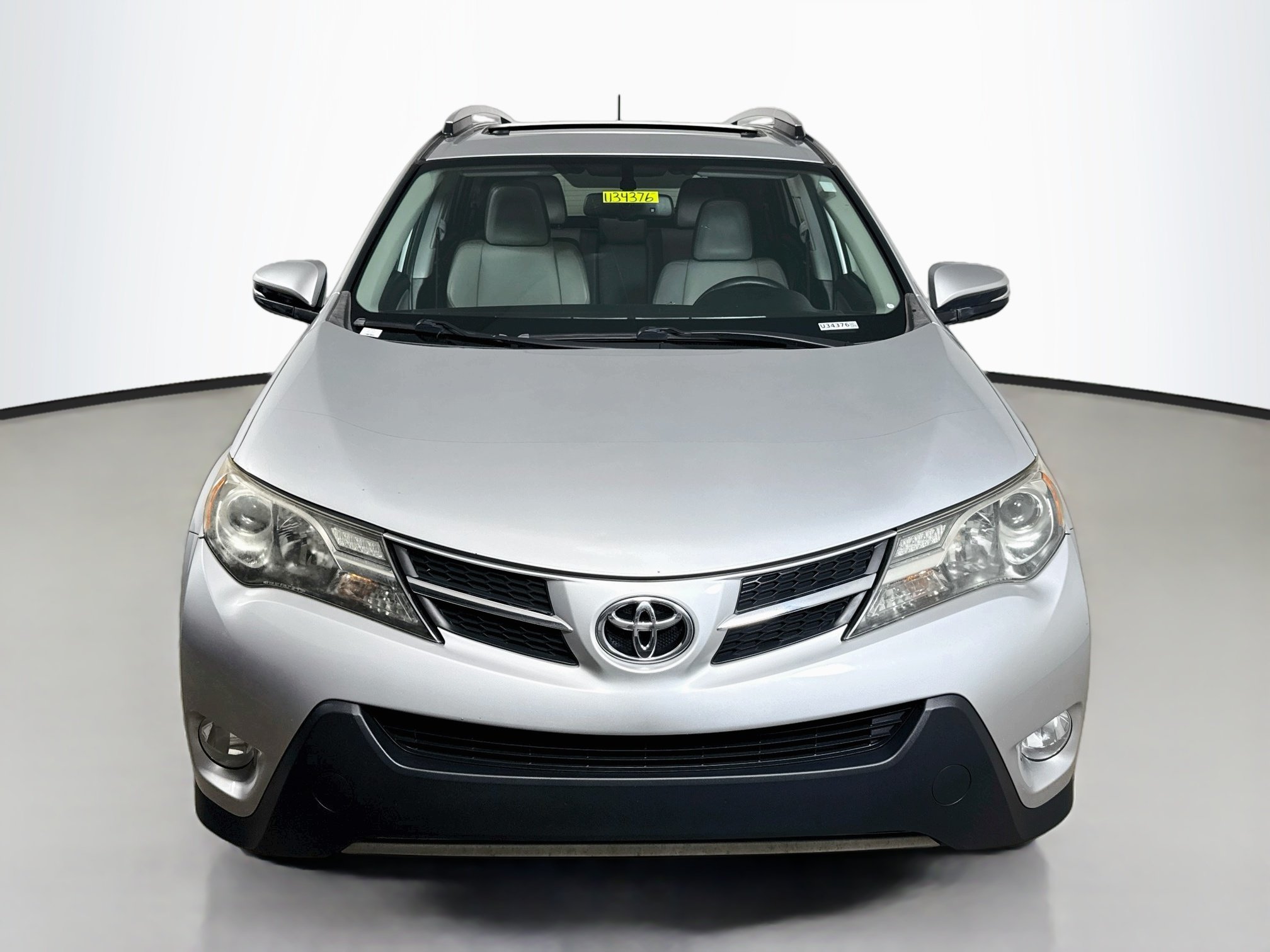Used 2015 Classic Silver Metallic Toyota Limited image 2