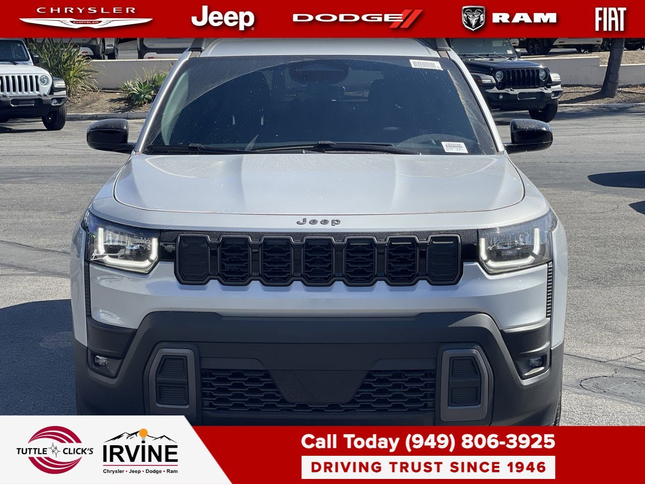 New 2026 Silver Zynith Clear-Coat Exterior Paint Jeep Laredo image 2
