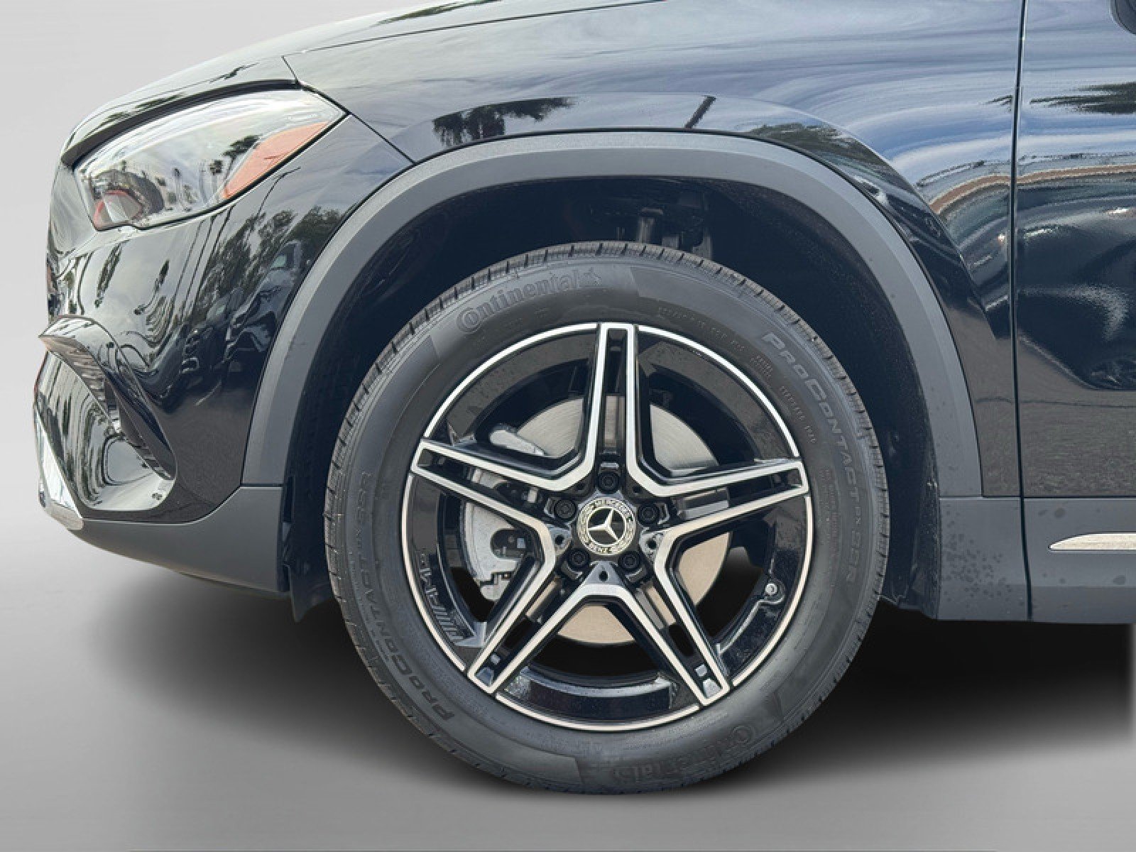 New 2026 Night Black Mercedes-Benz GLA 250 SUV image 8