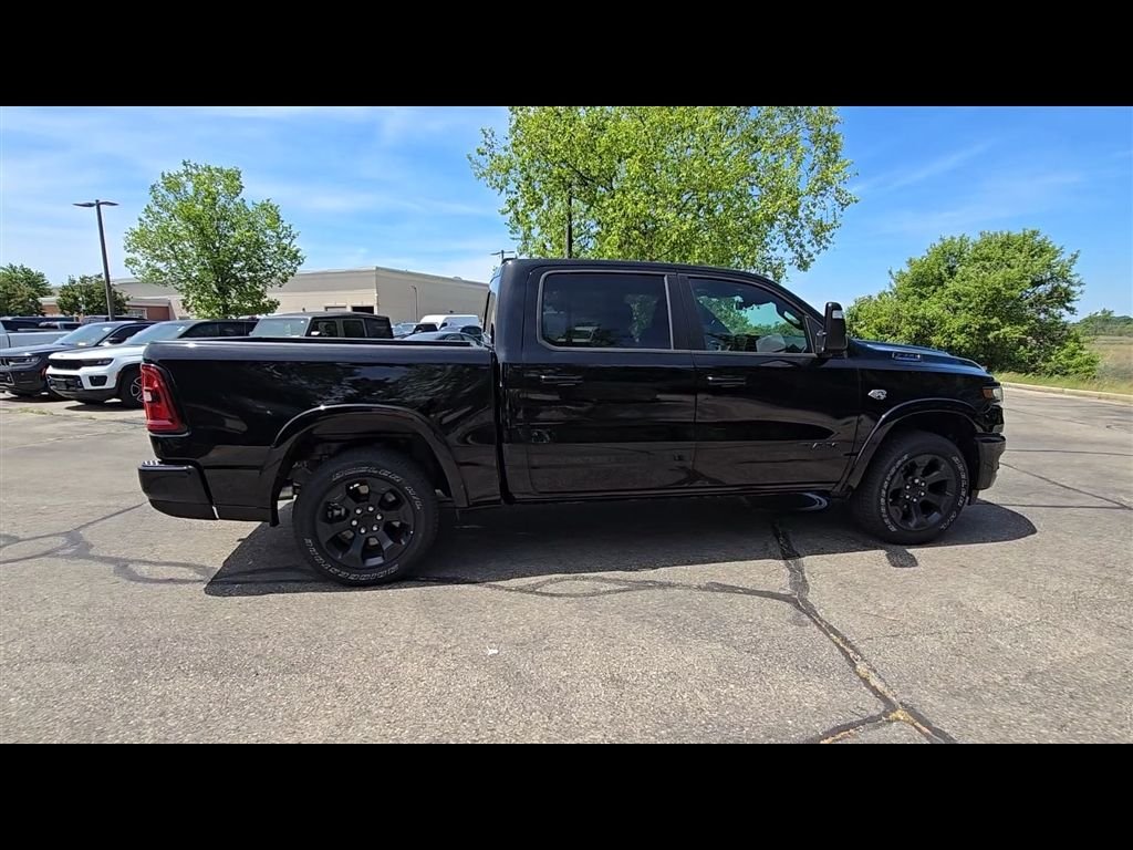 New 2026 Diamond Black Crystal Pearl-Coat Exterior Paint RAM Big Horn/Lone Star image 8