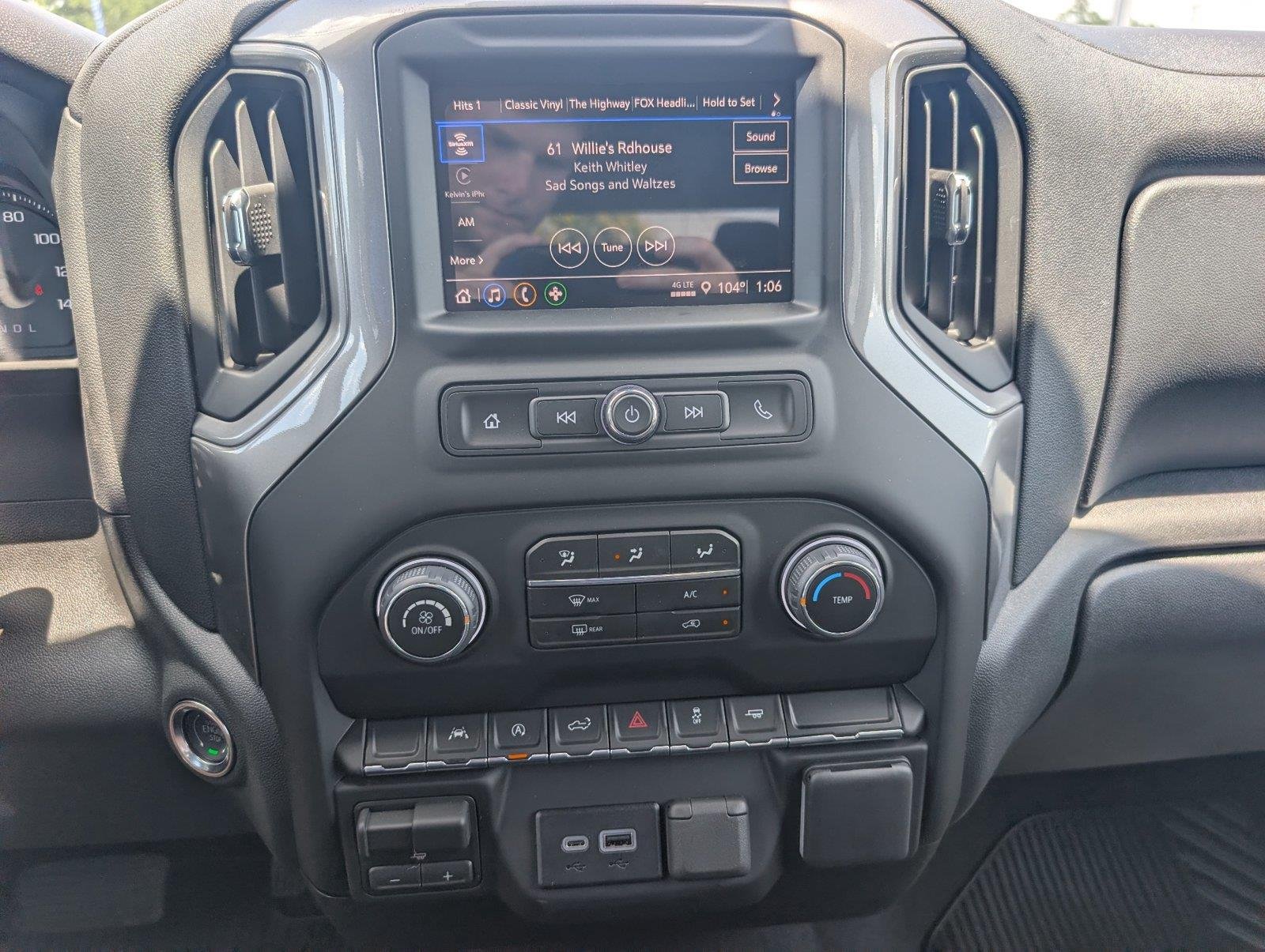 2026 Chevrolet Silverado 1500 Custom - Photo 18