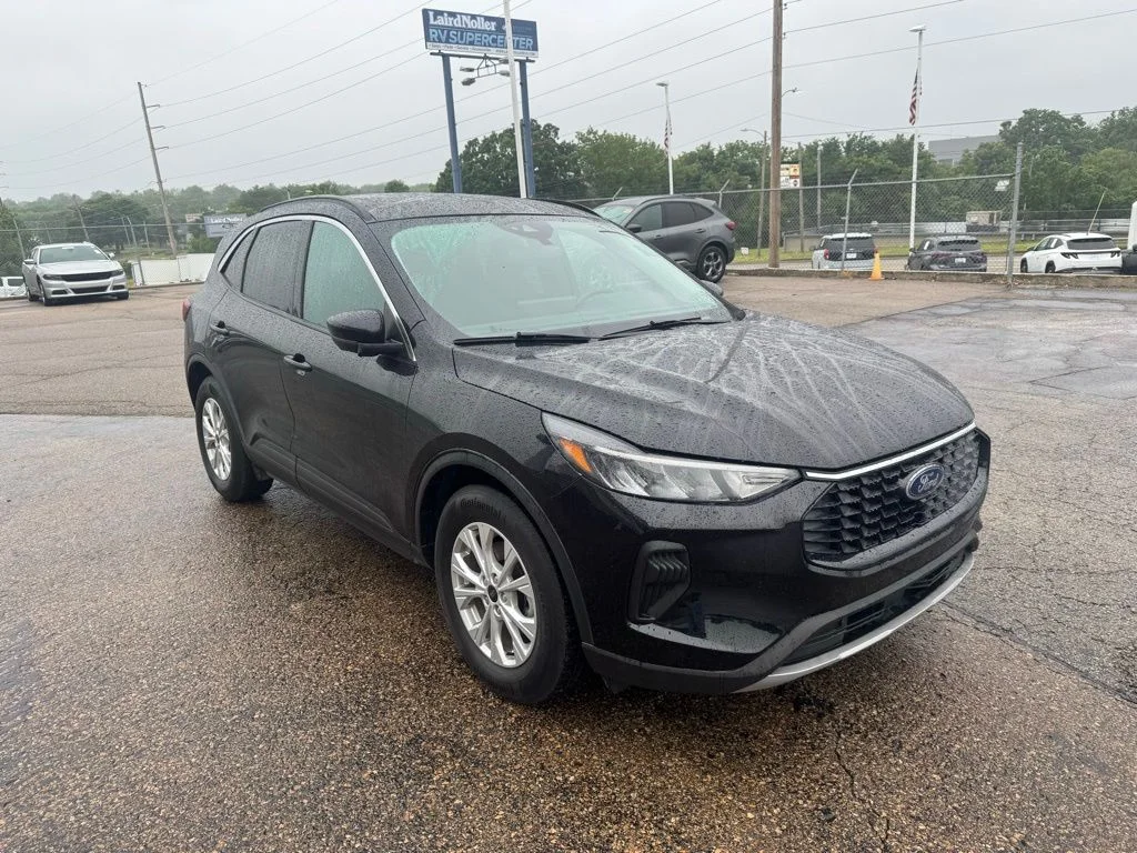 2023 Ford Escape Active FWD's photo