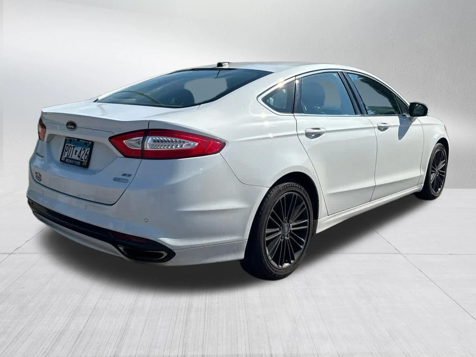 Used 2014 Oxford White Ford SE image 7