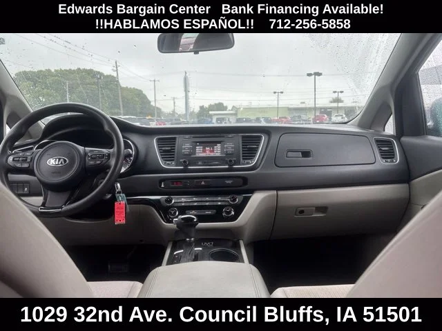 Used 2016 Silver Kia LX image 17
