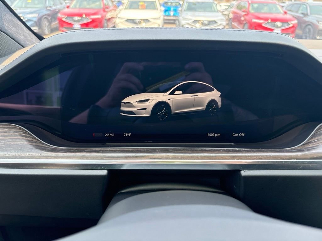 Used 2022 White Tesla Base image 18