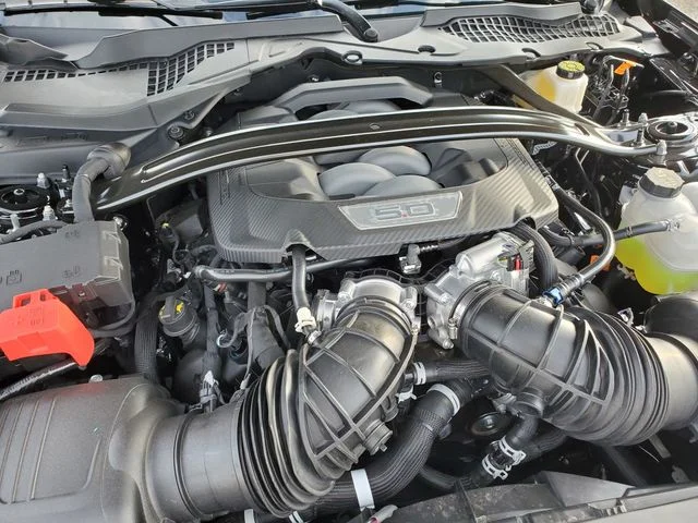 2025 Ford Mustang GT Premium Convertible - Photo 36