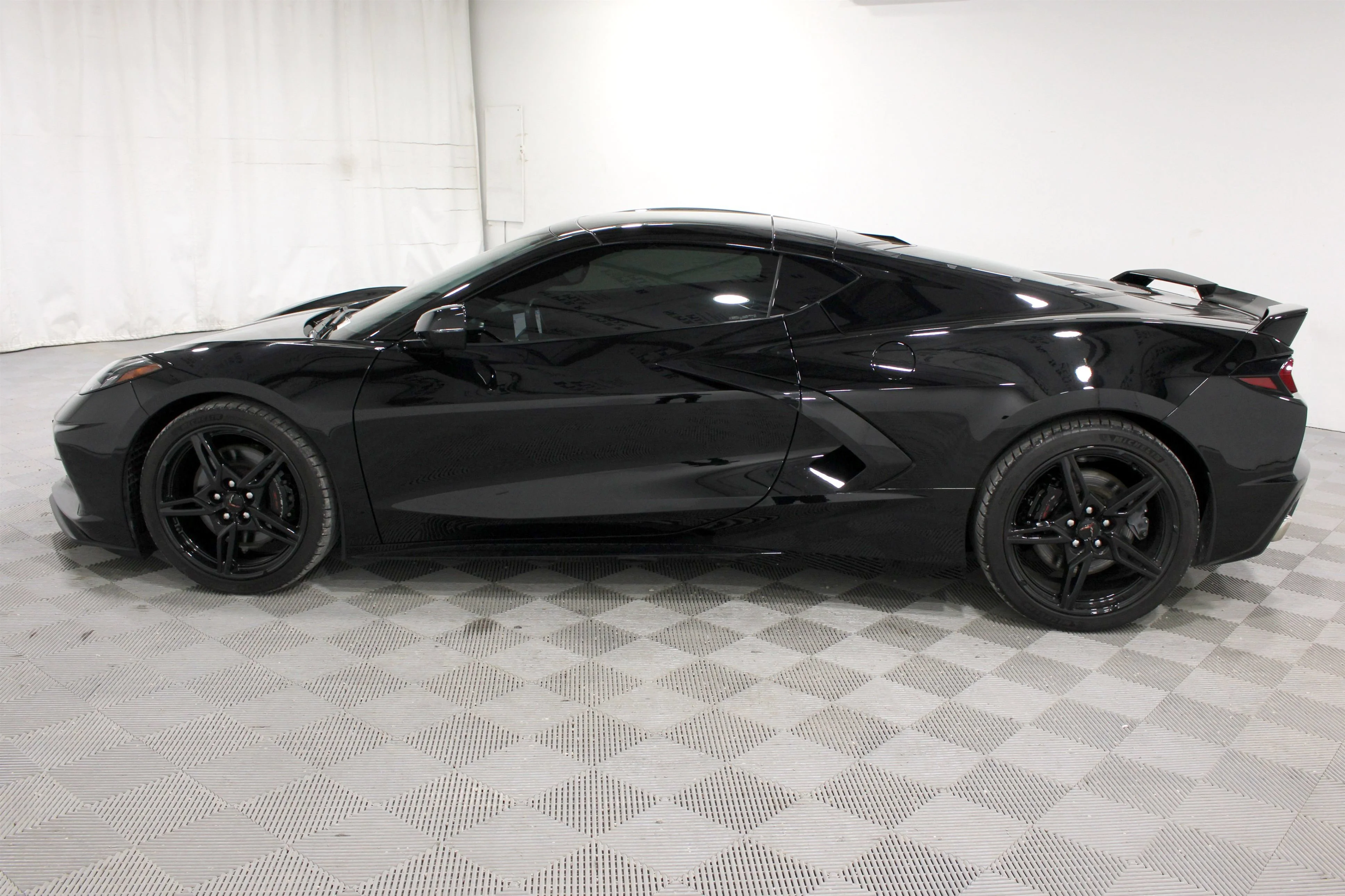 2023 Chevrolet Corvette 2LT - Photo 32
