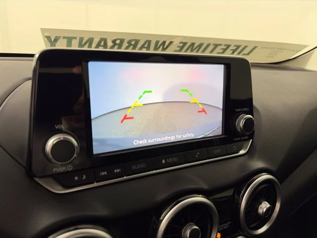 Used 2023 Gray Nissan S image 3