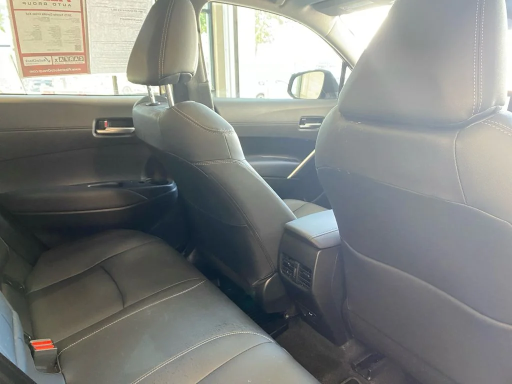 Used 2025  Toyota XLE image 17