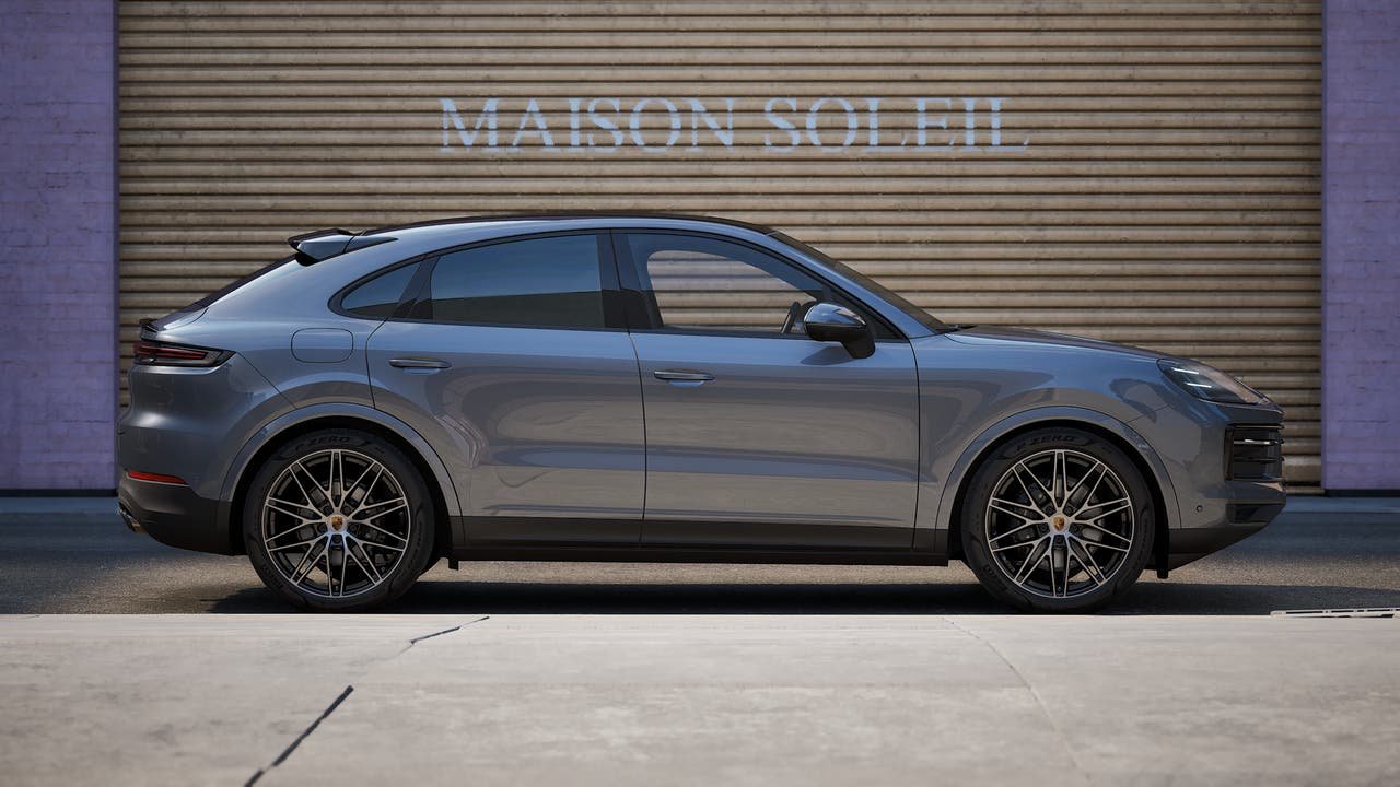 New 2027 Vanadium Grey Metallic Porsche Coupe image 6