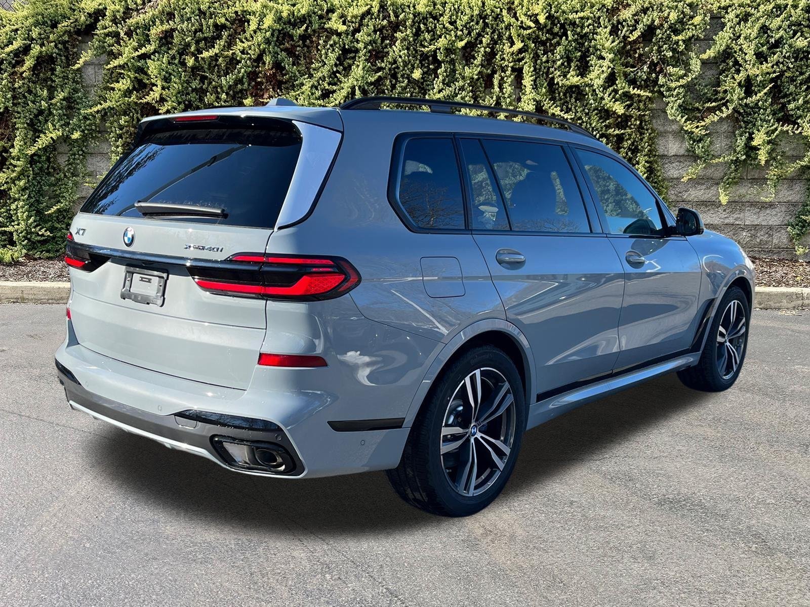 New 2026 Brooklyn Grey Metallic BMW xDrive40i image 2