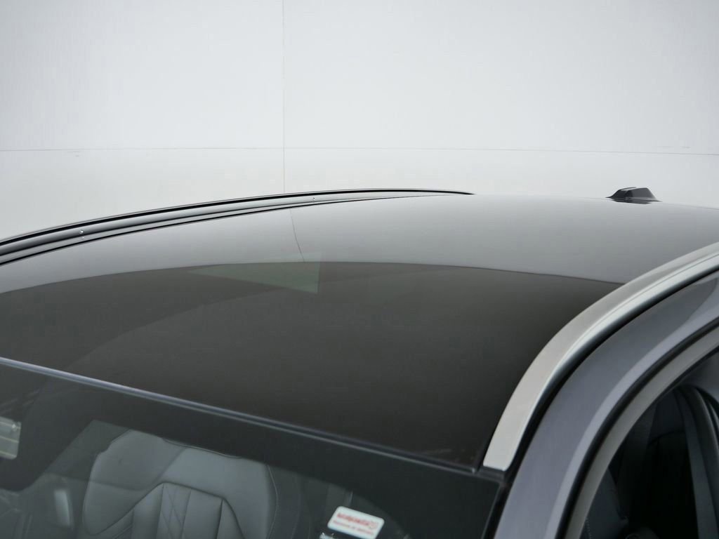 Used 2026 Skyscraper Grey Metallic BMW 30 xDrive image 19